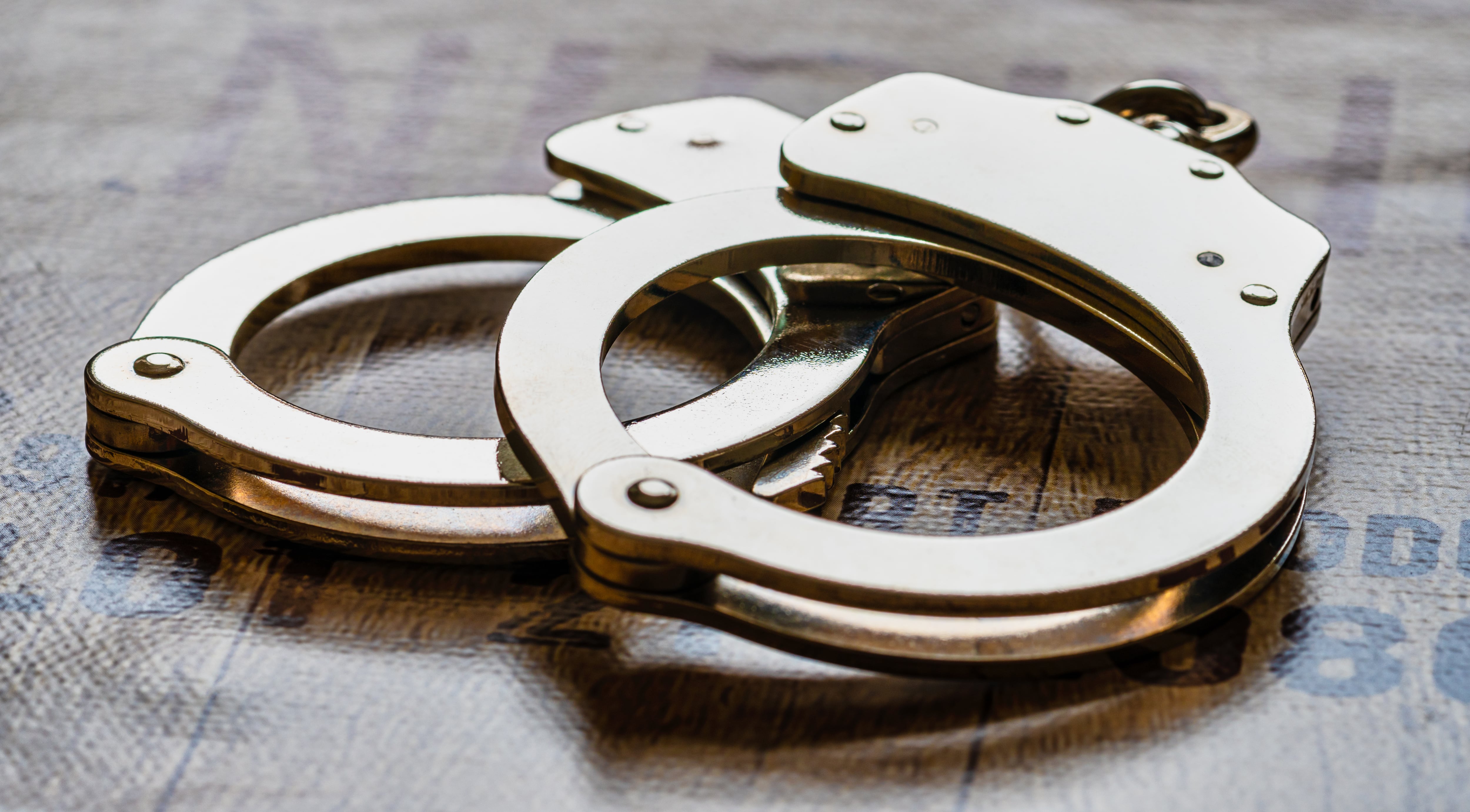Woman Arrested on Child Endangerment Charges in Laredo