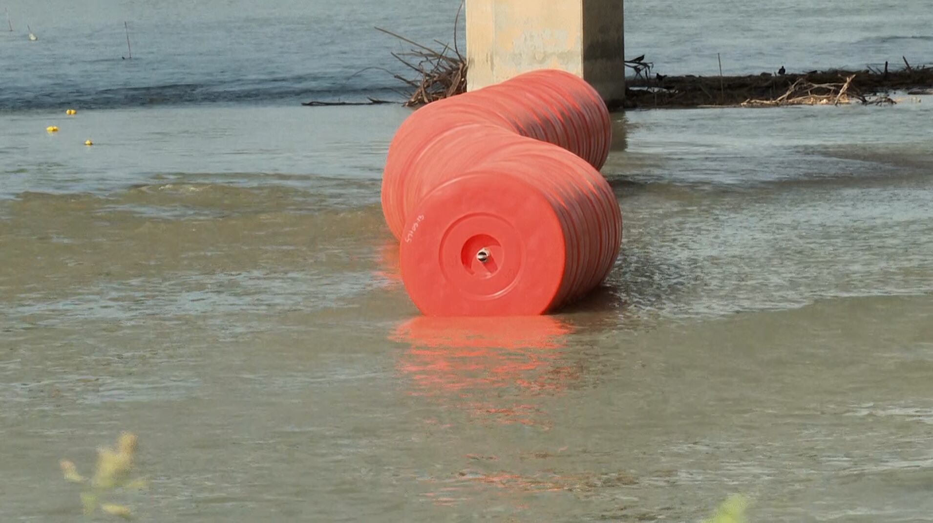 Pushback Grows Over Proposed Buoy Installation Near Bridge 2 In Laredo
