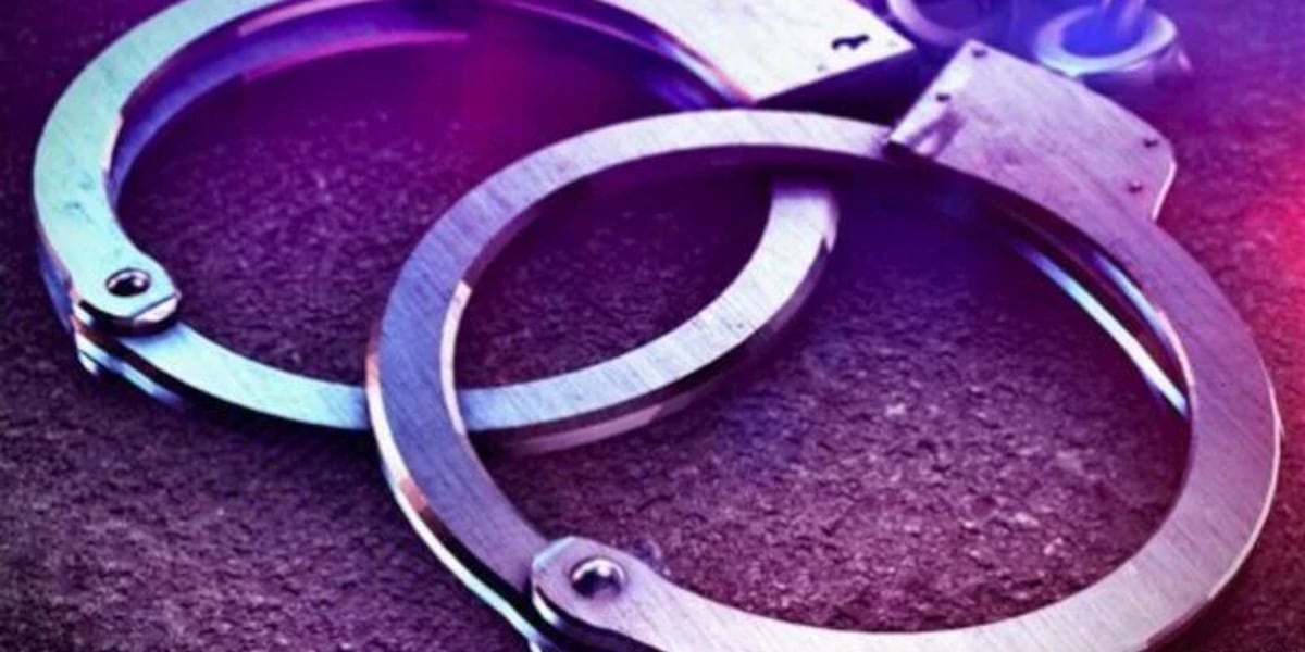 Laredo man charged after striking restaurant manager with blunt object
