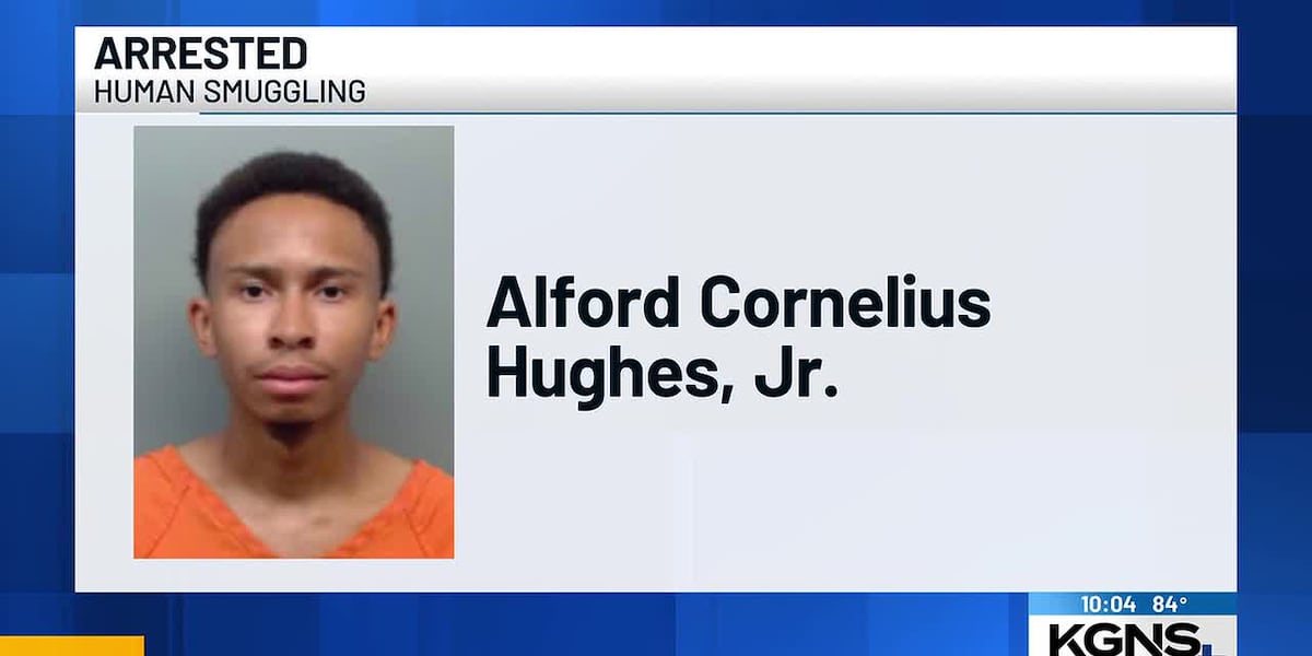 Mesquite man faces felony smuggling charges after Webb County traffic stop