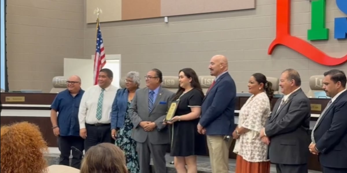 KGNS receives community partner award from Laredo ISD