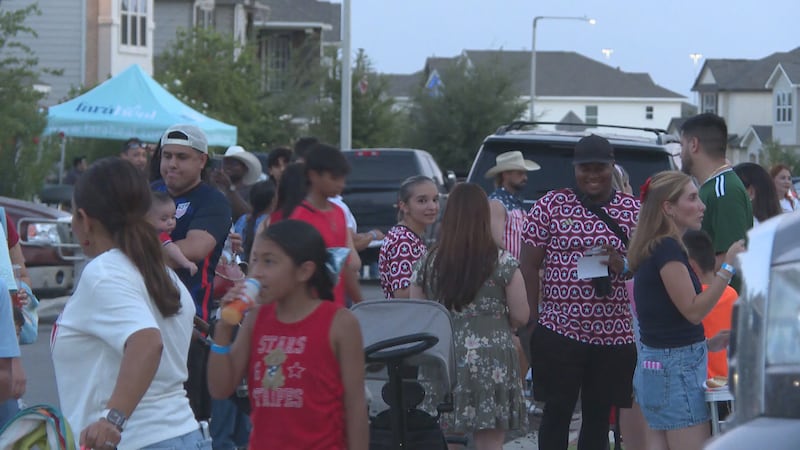 North Laredo neighborhood throws block party for Fourth of July