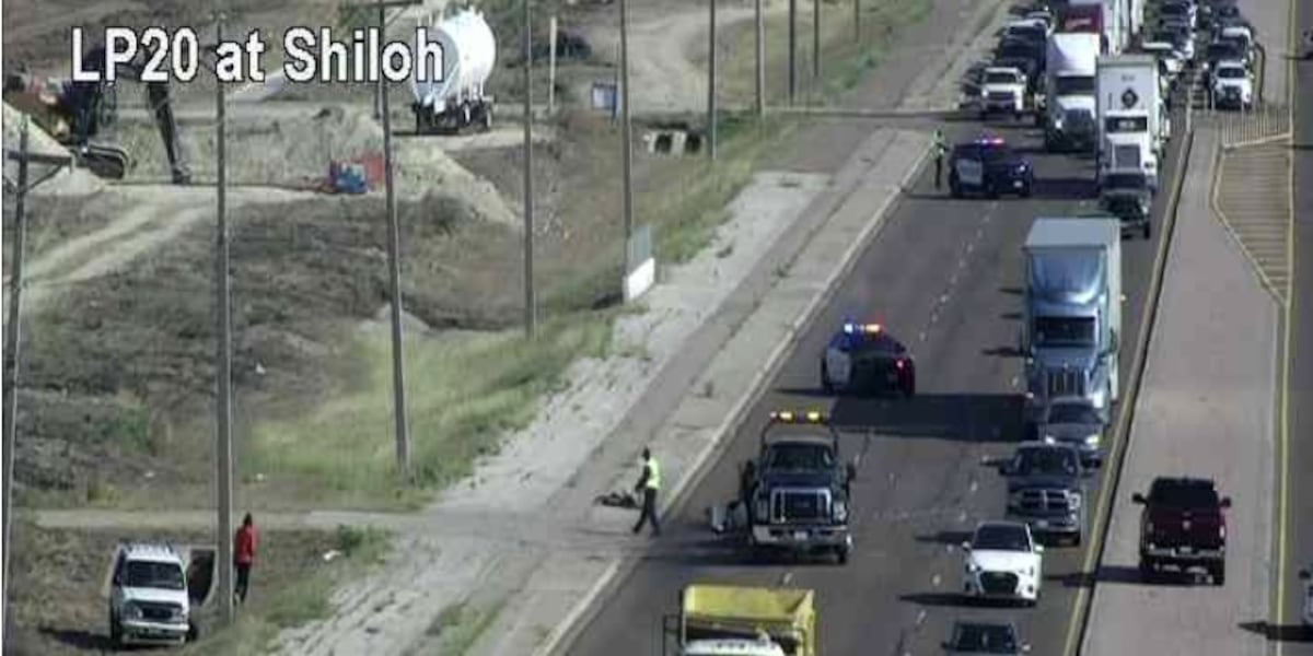 Four hospitalized following three-vehicle crash on Loop 20